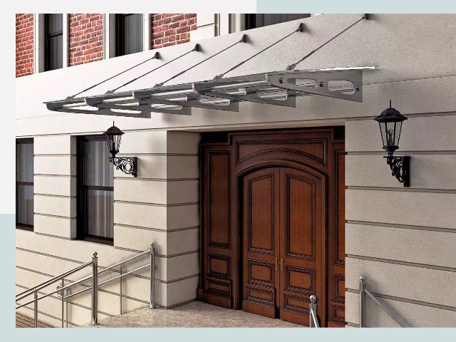 Металлические козырьки от 632 руб. в Саранске